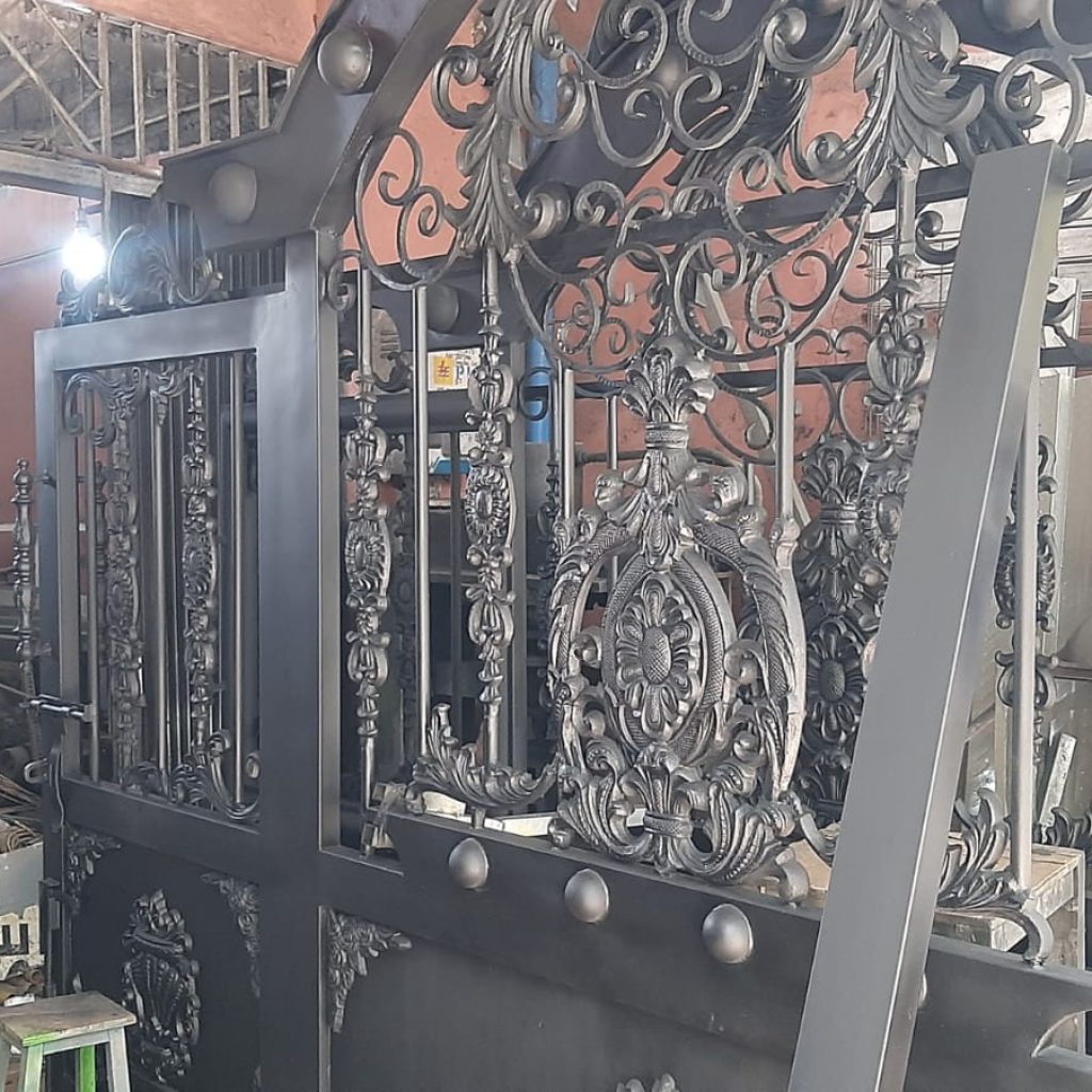 WhatsApp Image 2025-12-03 at 09.37.25 (1)